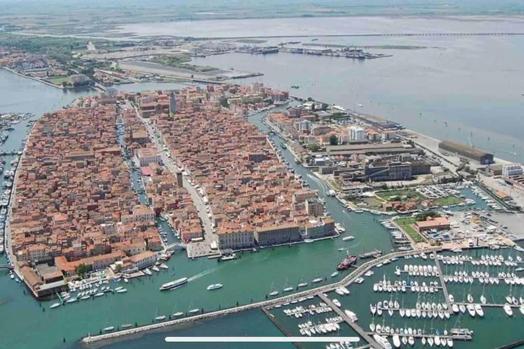 Ca Francesco Appartamento Contemporaneo Chioggia Luaran gambar